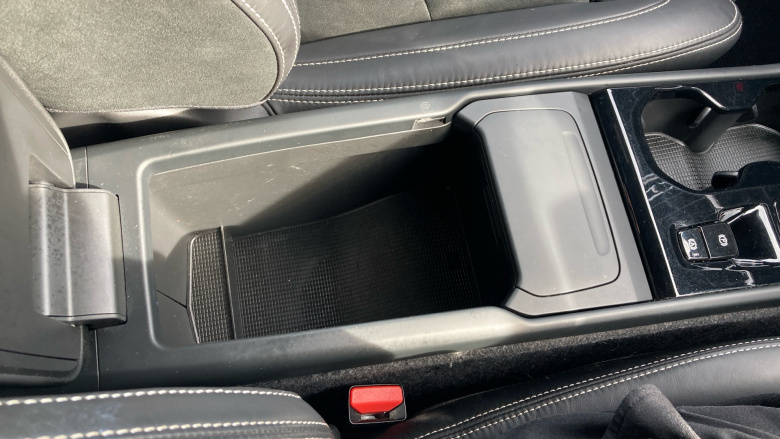 Volvo Xc40 1.5 T3 [163] R DESIGN 5dr Geartronic Petrol Estate